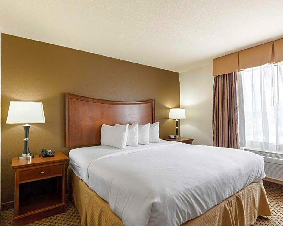 Quality Suites