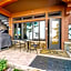 Lion Square Lodge