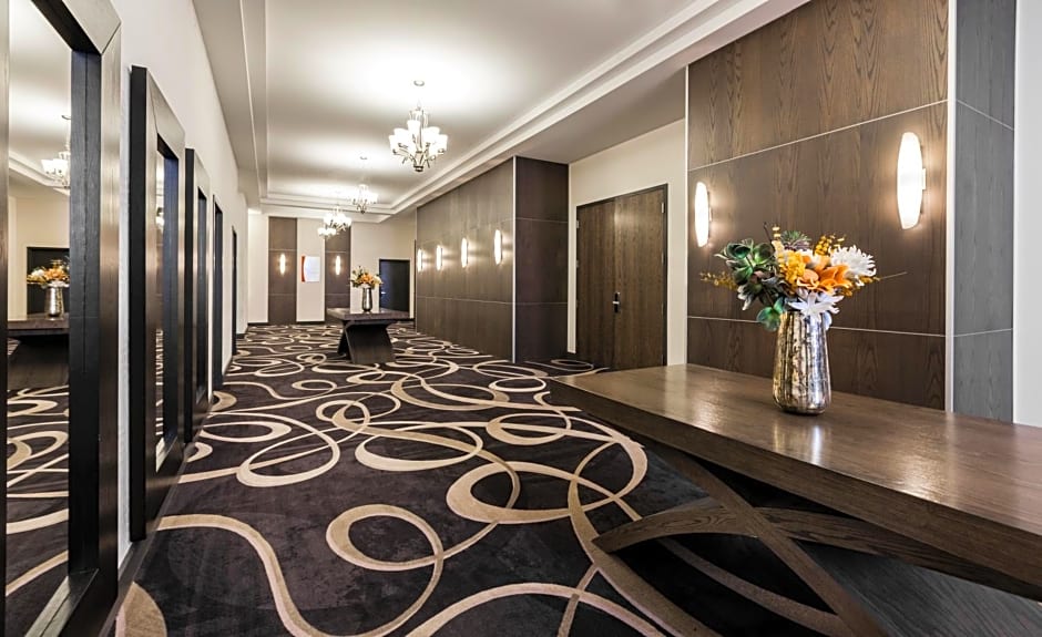 Imperia Hotel et Suites Terrebonne