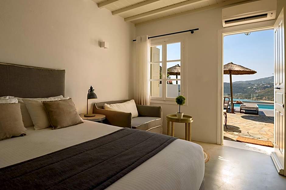 Cova Mykonos Suites