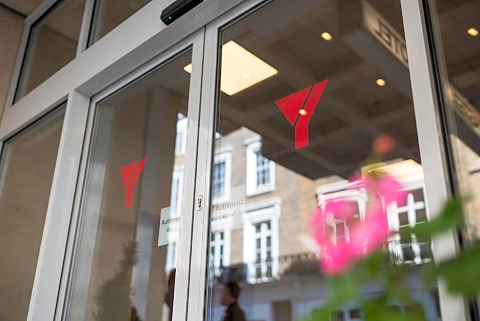 Lancaster Hall Hotel