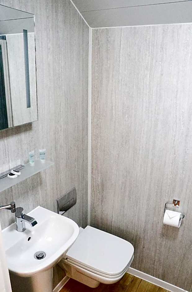 The Queen's Head Hotel