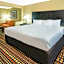 Days Inn & Suites by Wyndham Davenport East