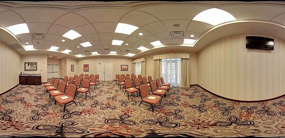 Homewood Suites by Hilton Woodbridge