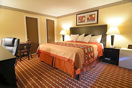 King Room - Mobility Access/Non-Smoking