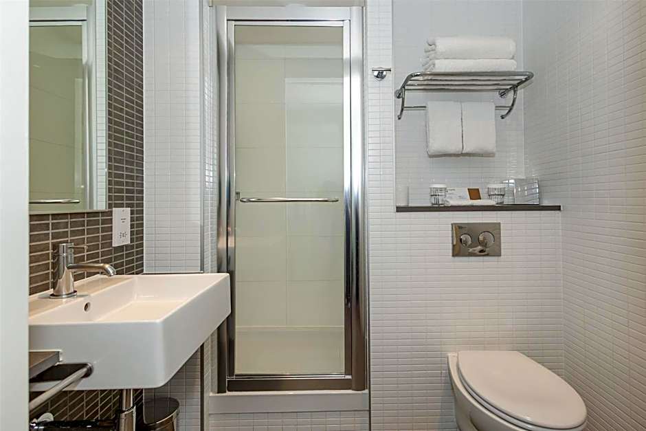 DoubleTree By Hilton Hotel Tower Of London, London, Uk