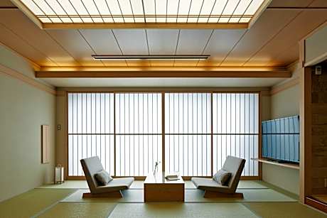 Deluxe Suite with Tatami Area and Open-Air Bath and Mt.Fuji View