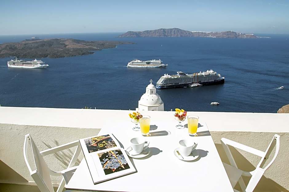 Pantelia Suites