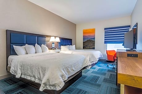 Room with Two Queen Beds - Non-Smoking