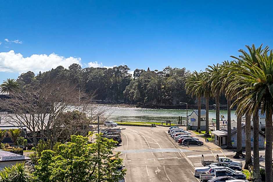 Esplanade Apartments