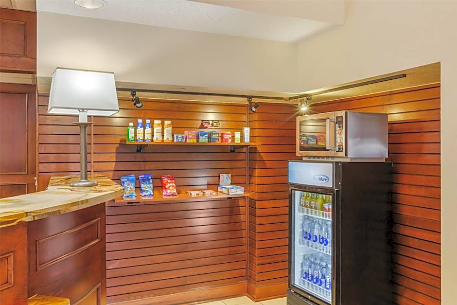 Best Western Plus Greenwell Inn