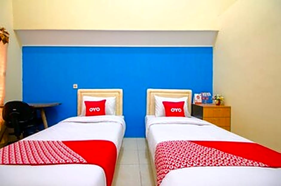 OYO 1643 Grand Monica