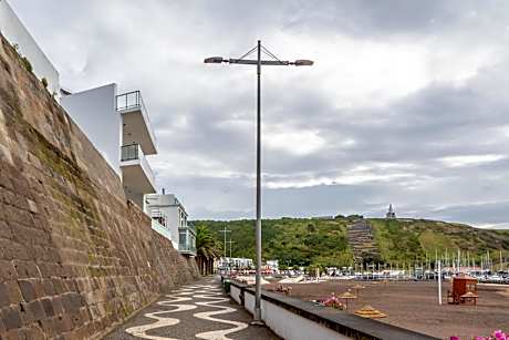 Bed in 6-Bed Mixed Dormitory Room