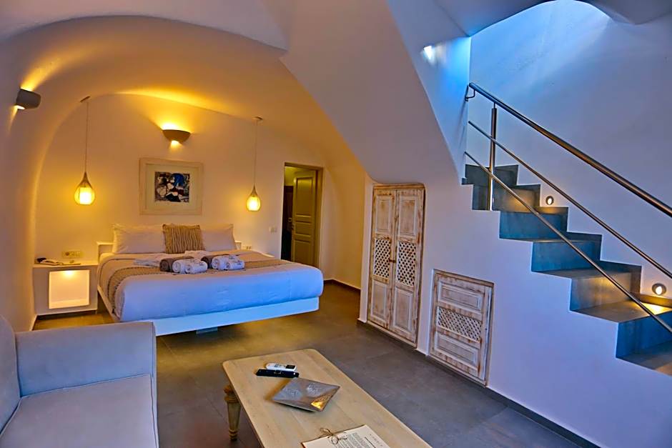 Oia Mare Villas