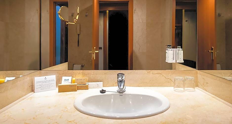 Best Western Premier CMC Girona