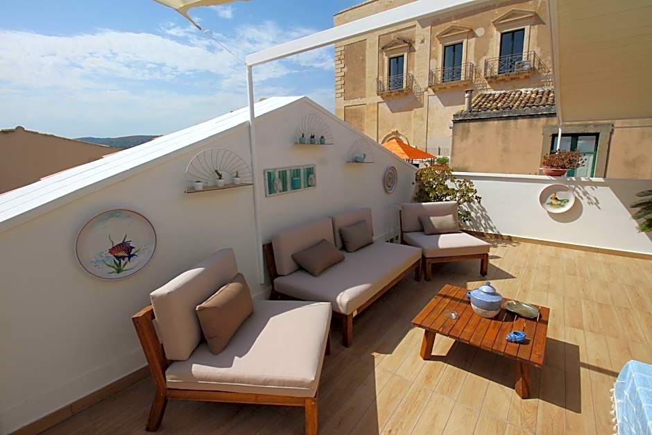 Noto Da QuassÃ¹ Relax B&B