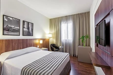 DOUBLE CLUB DOUBLE BED