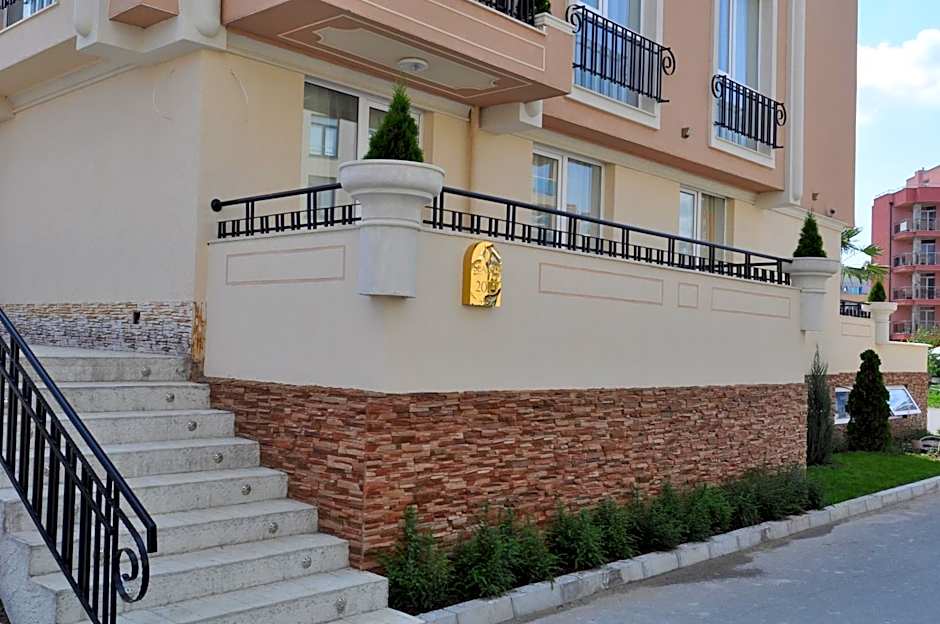 Boutique Suites Rainbow 4