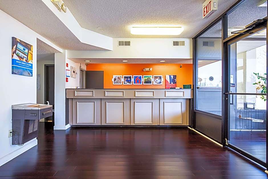 Motel 6-Covington, TN