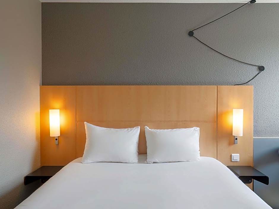 ibis Cergy-Pontoise Le Port
