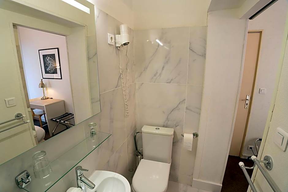 Hotel Des Grands Hommes - Bordeaux Centre