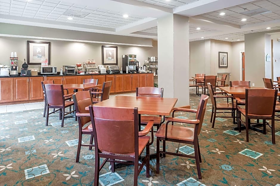 Best Western Plus St. Louis West - Chesterfield