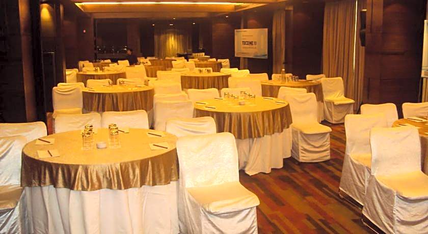 Four Points By Sheraton Ahmedabad