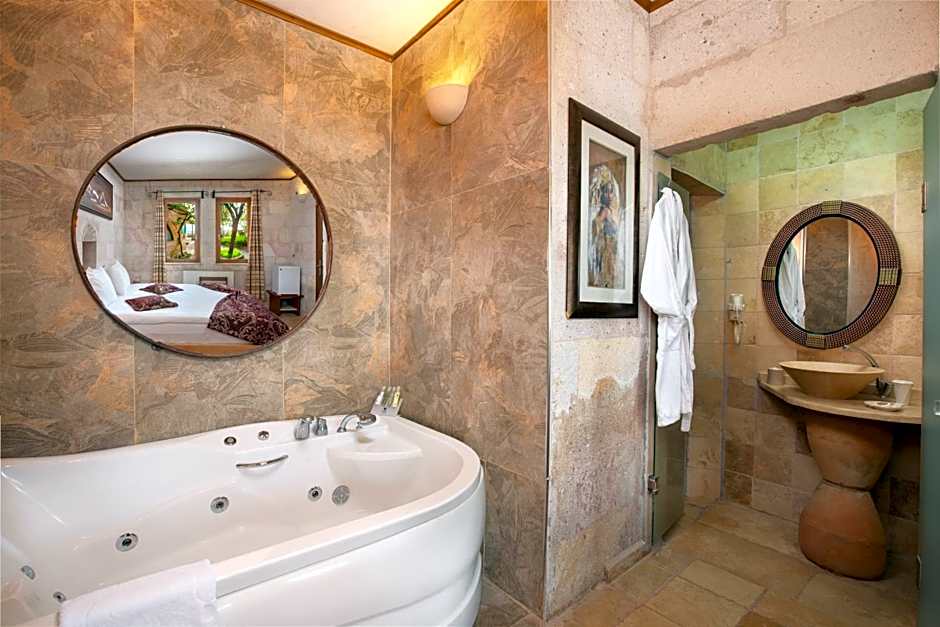 Cappadocia Fairy Chimneys Selfie Cave Hotels - Special Class