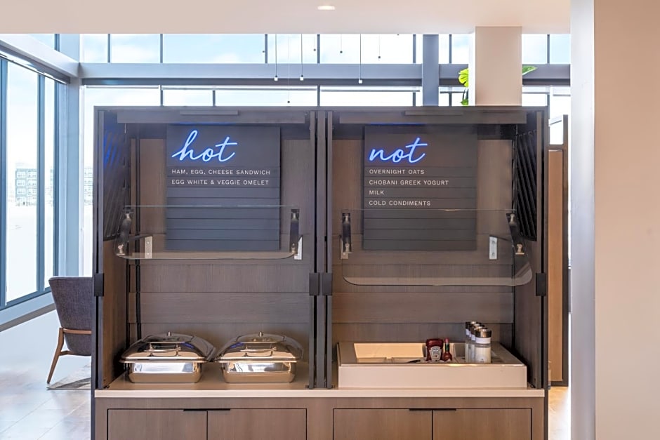 Atwell Suites - Denver Airport Tower Road By IHG