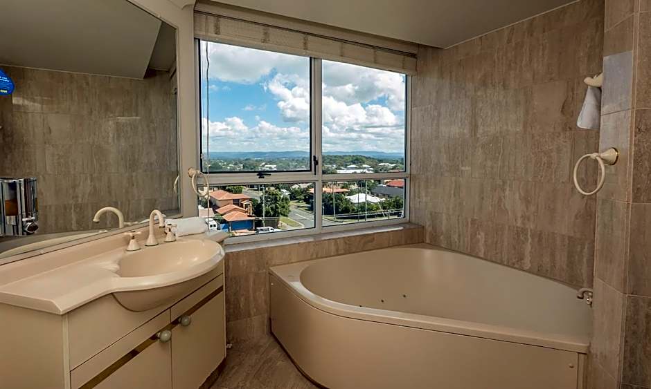 2nd Avenue Beachside Apartments