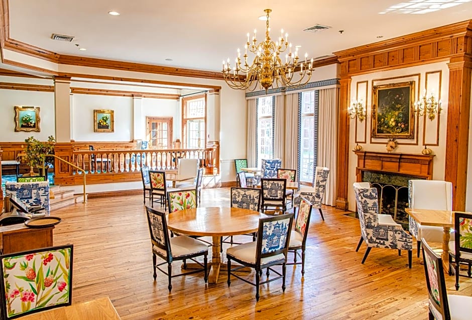 The Founders Inn & Spa Tapestry Collection By Hilton