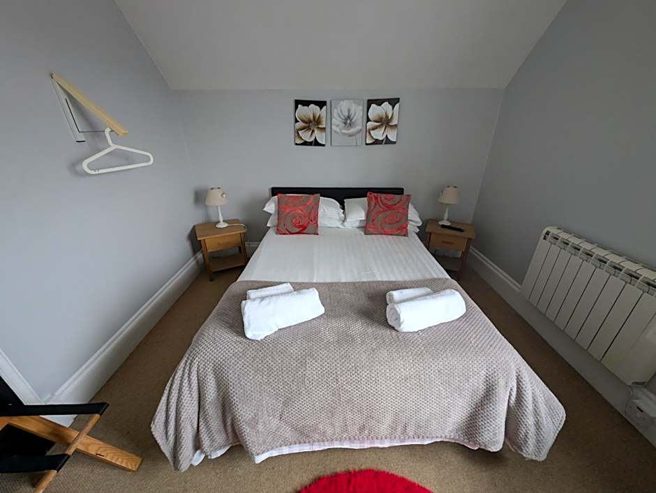 The Bear Marlborough