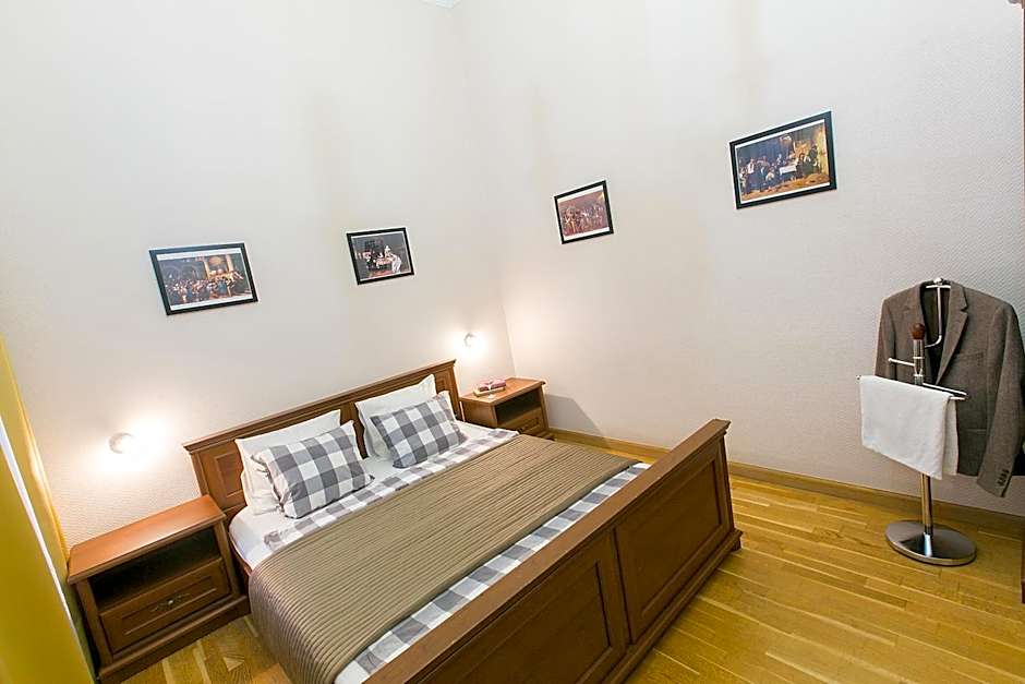 Friends Hostel & Apartments