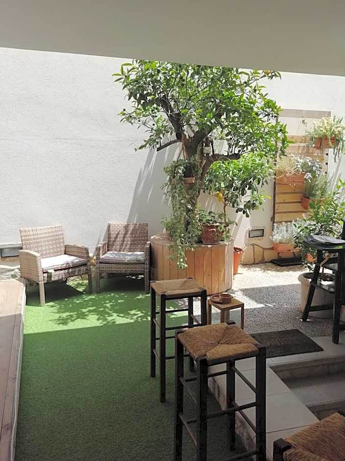 V&V Suite & Breakfast