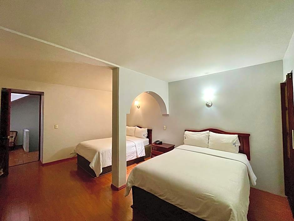 Hotel Puebla Plaza