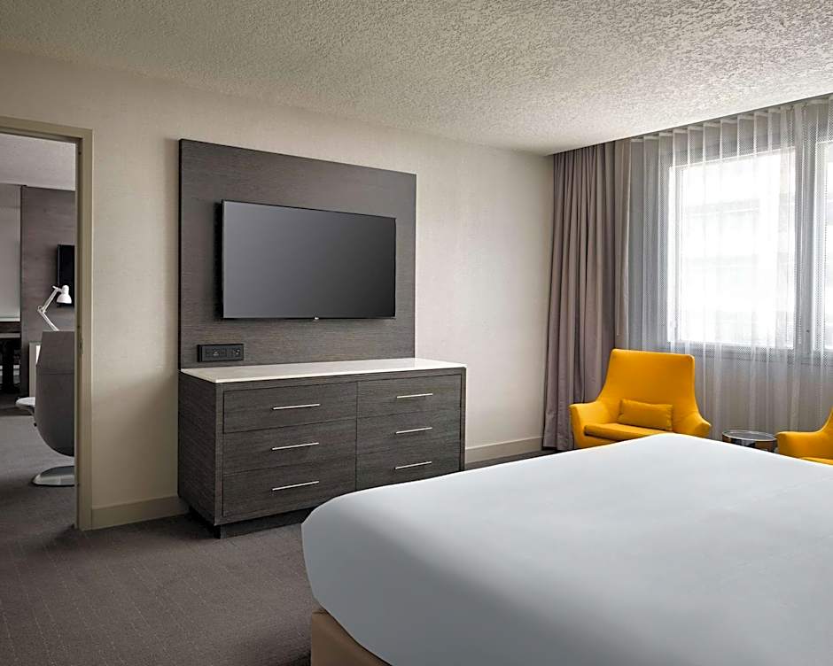 Hyatt Regency Los Angeles International Airport