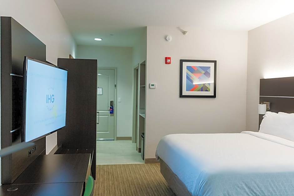 Holiday Inn Express Hotel & Suites Greenville By IHG