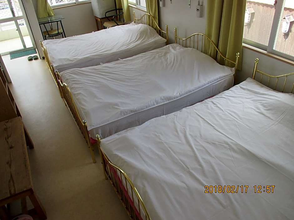 Ken Hostel
