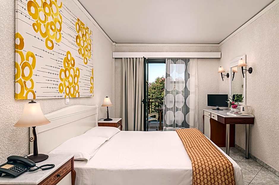 Hydrele Beach Hotel & Village