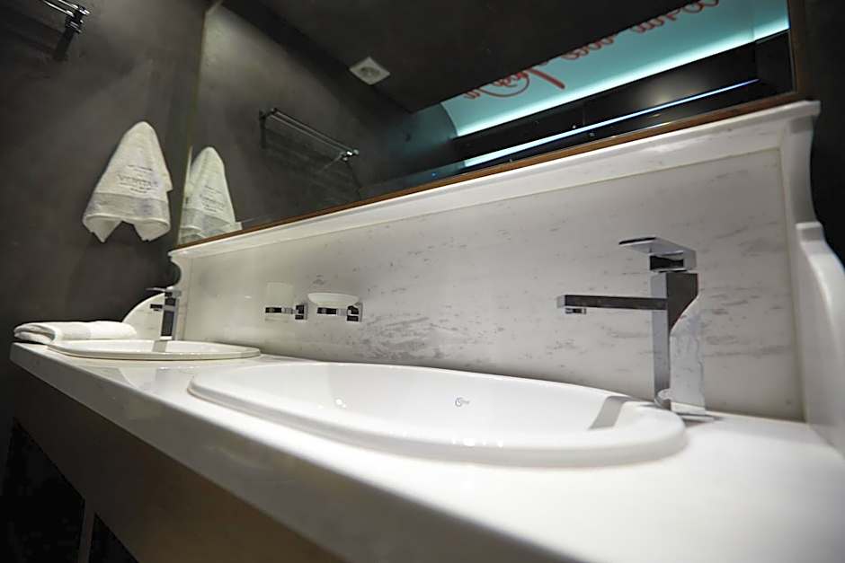 Veritas Boutique Art Hotel