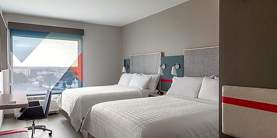 avid hotel Fayetteville West By IHG
