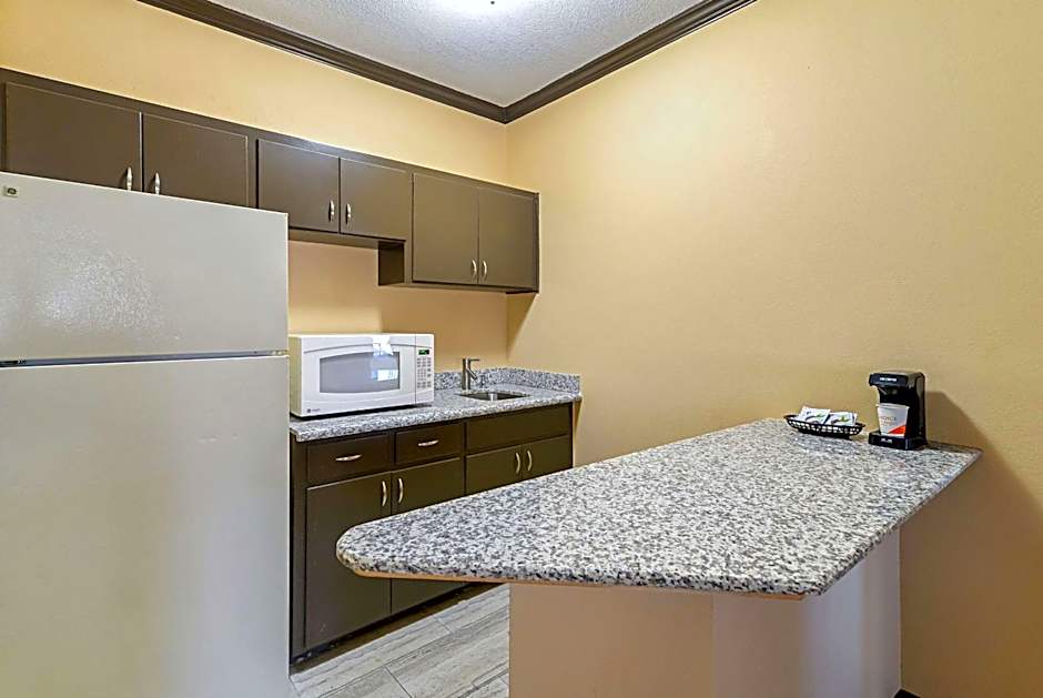 Quality Inn & Suites Lubbock South
