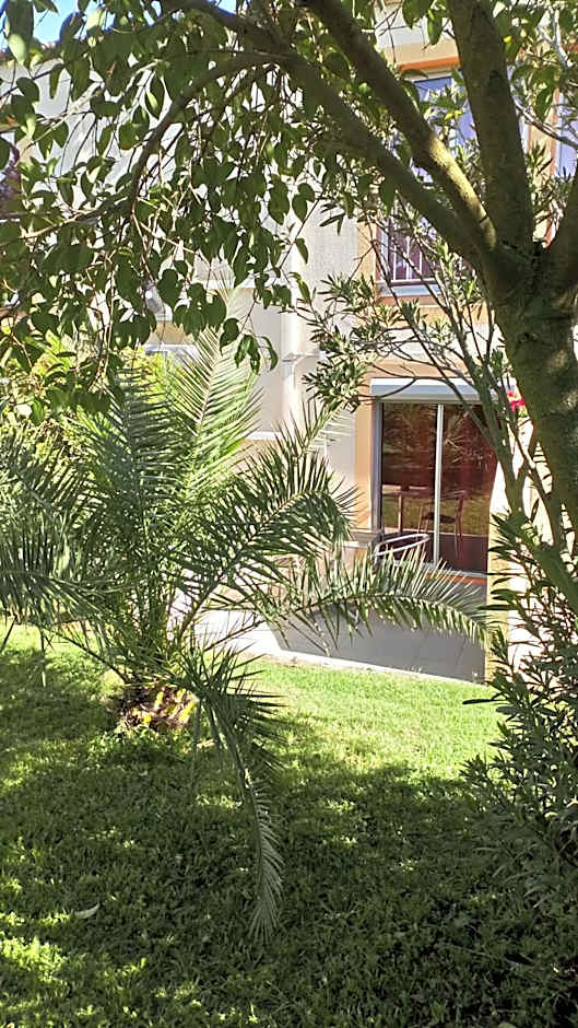 Brit Hotel Confort Hélios Agde