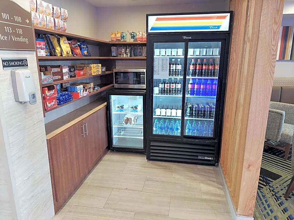 Holiday Inn Express Maspeth Hotel By IHG