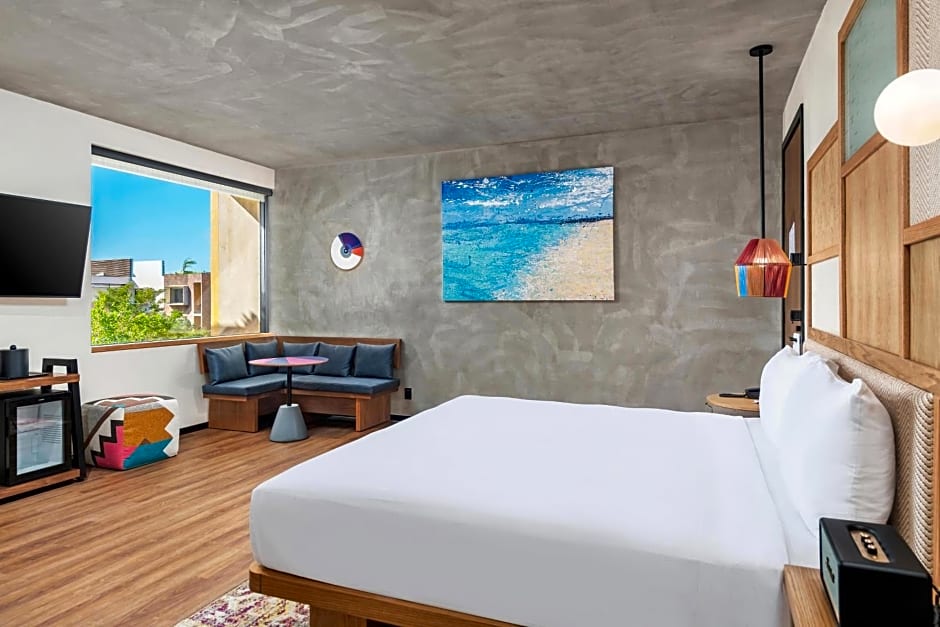 Aloft Tulum