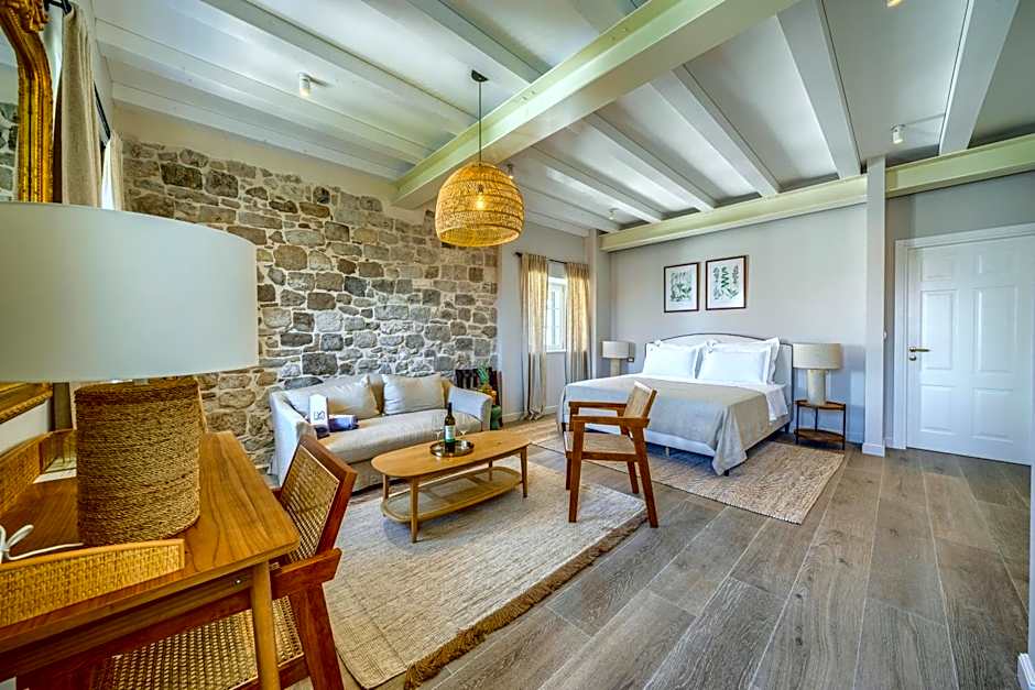 Hotel Brattia, Adults Only