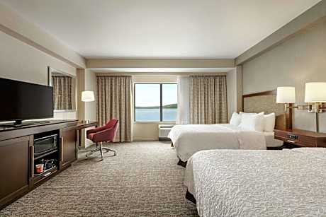 2 Queens Hearing Accessible Nonsmoking