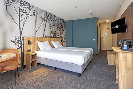 Superior Double Room with shower and Balcony