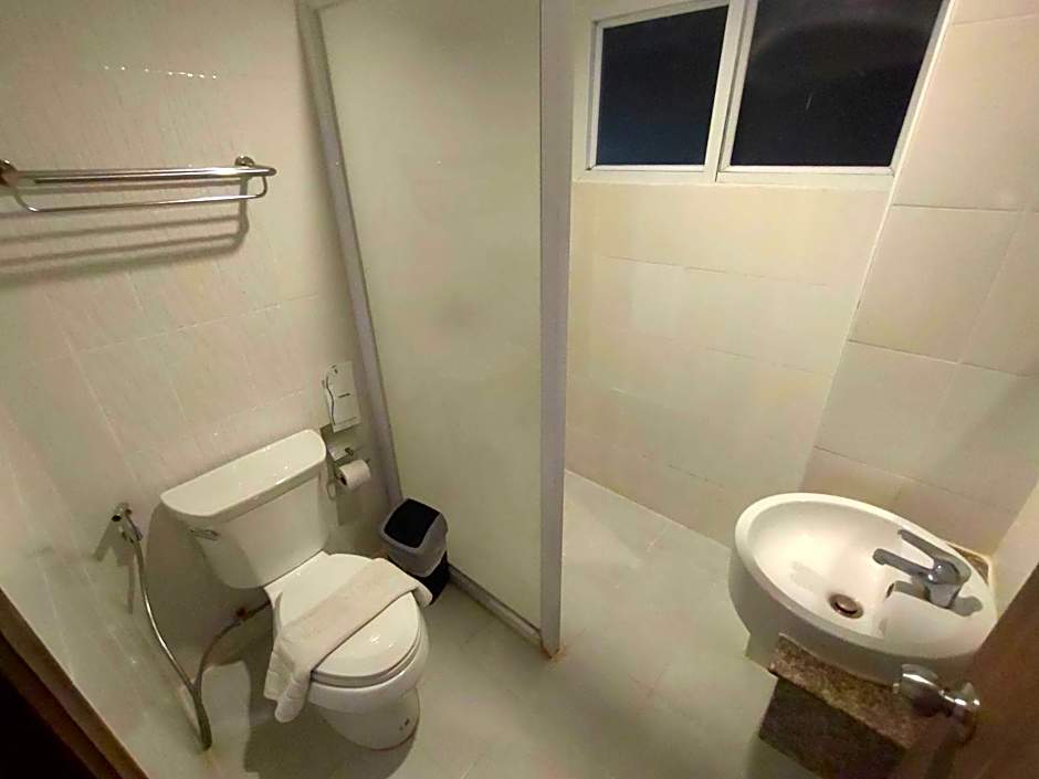 B2 Lampang Boutique & Budget Hotel