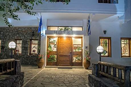 Neos Omalos Hotel